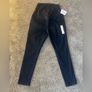 Maternity jeans. Over the belly. Navy